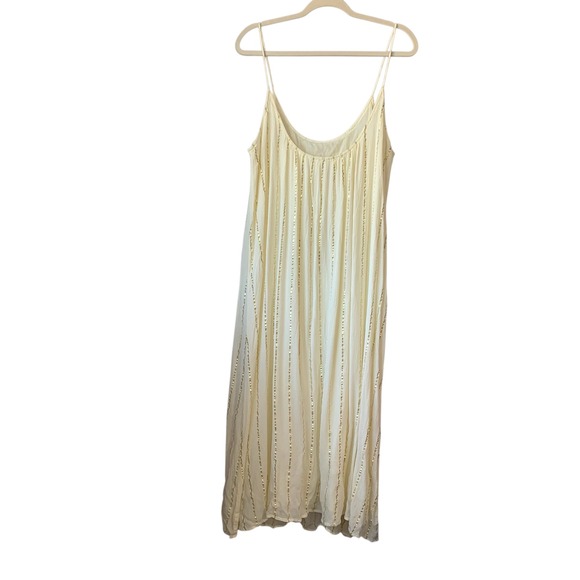 En Creme Flowy Rayon Creme Striped Metallic Maxi Sundress. Size L - Picture 2 of 10